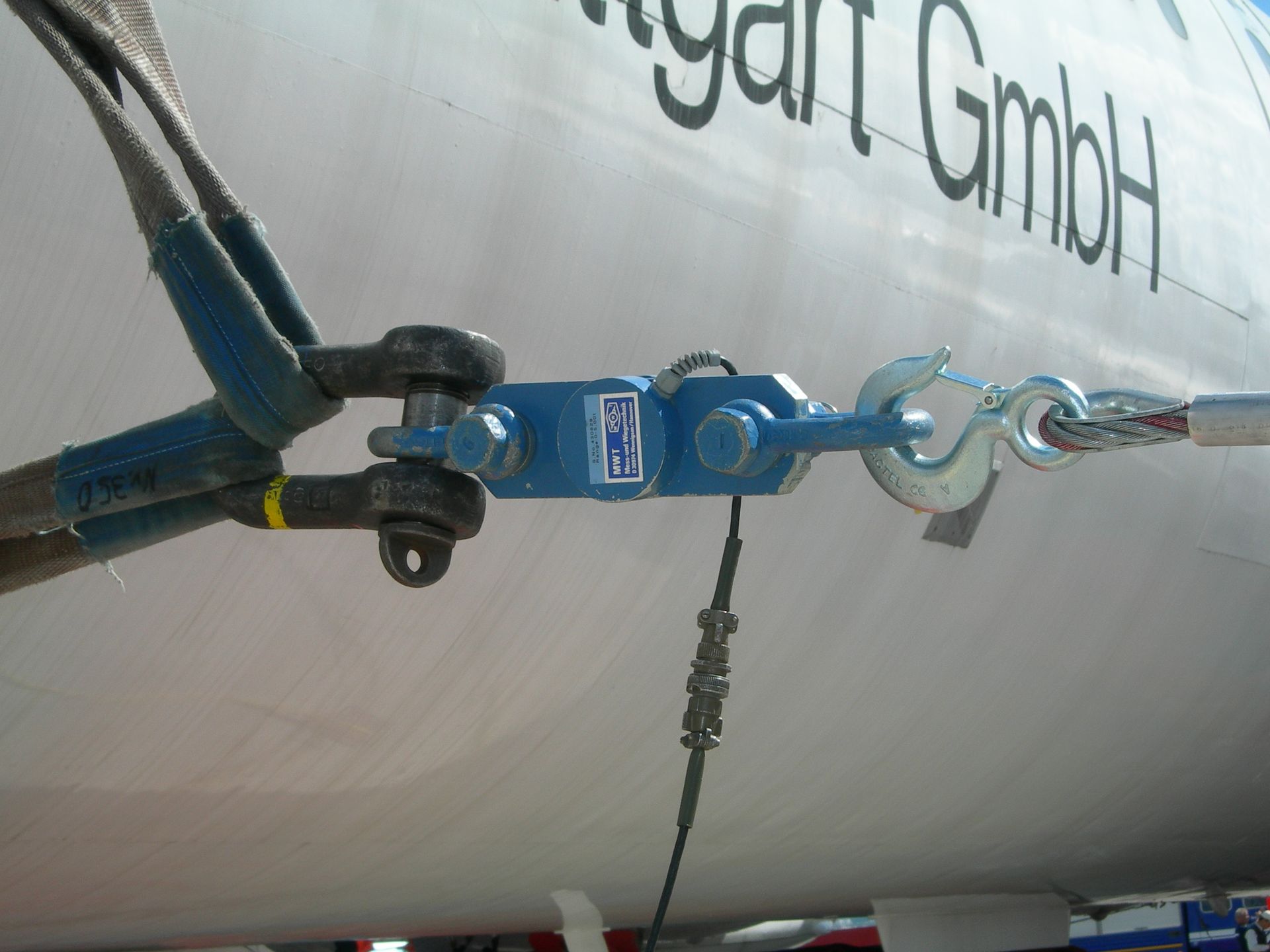 Tethering equipment
